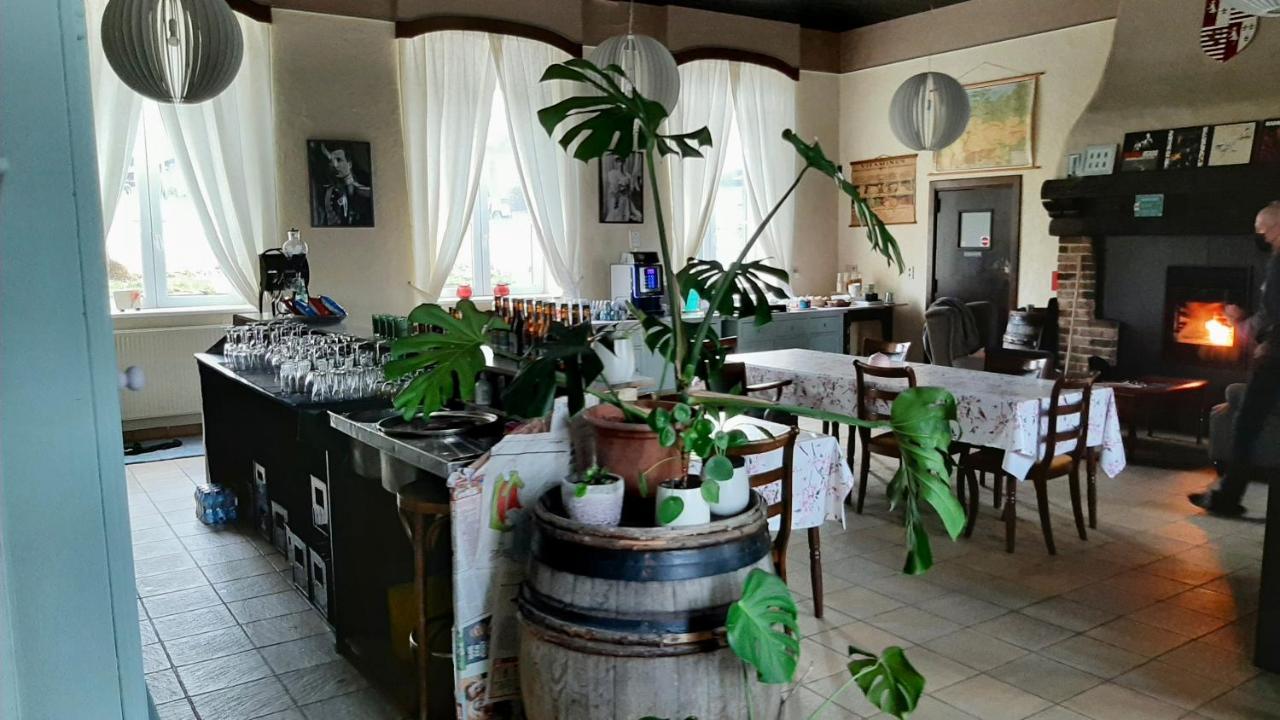 B&B Les Ecoliers Cherain Exterior photo